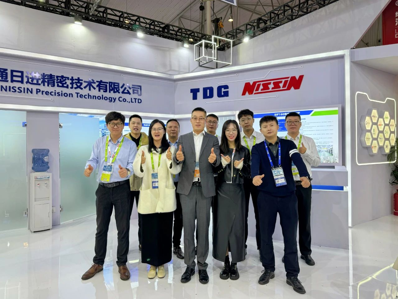 1701313969874725.jpg 4417d40b97fd92668693f3cf9f9ca440.jpg